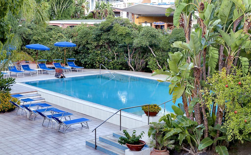 Hotel San Giovanni Terme ايسكيا المظهر الخارجي الصورة